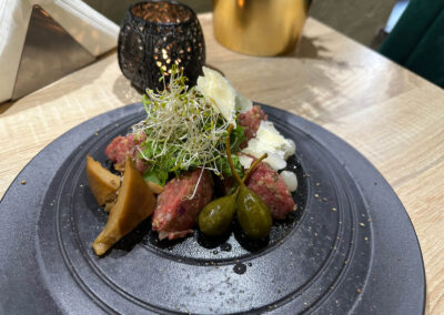 tatar z polędwicy wołowej